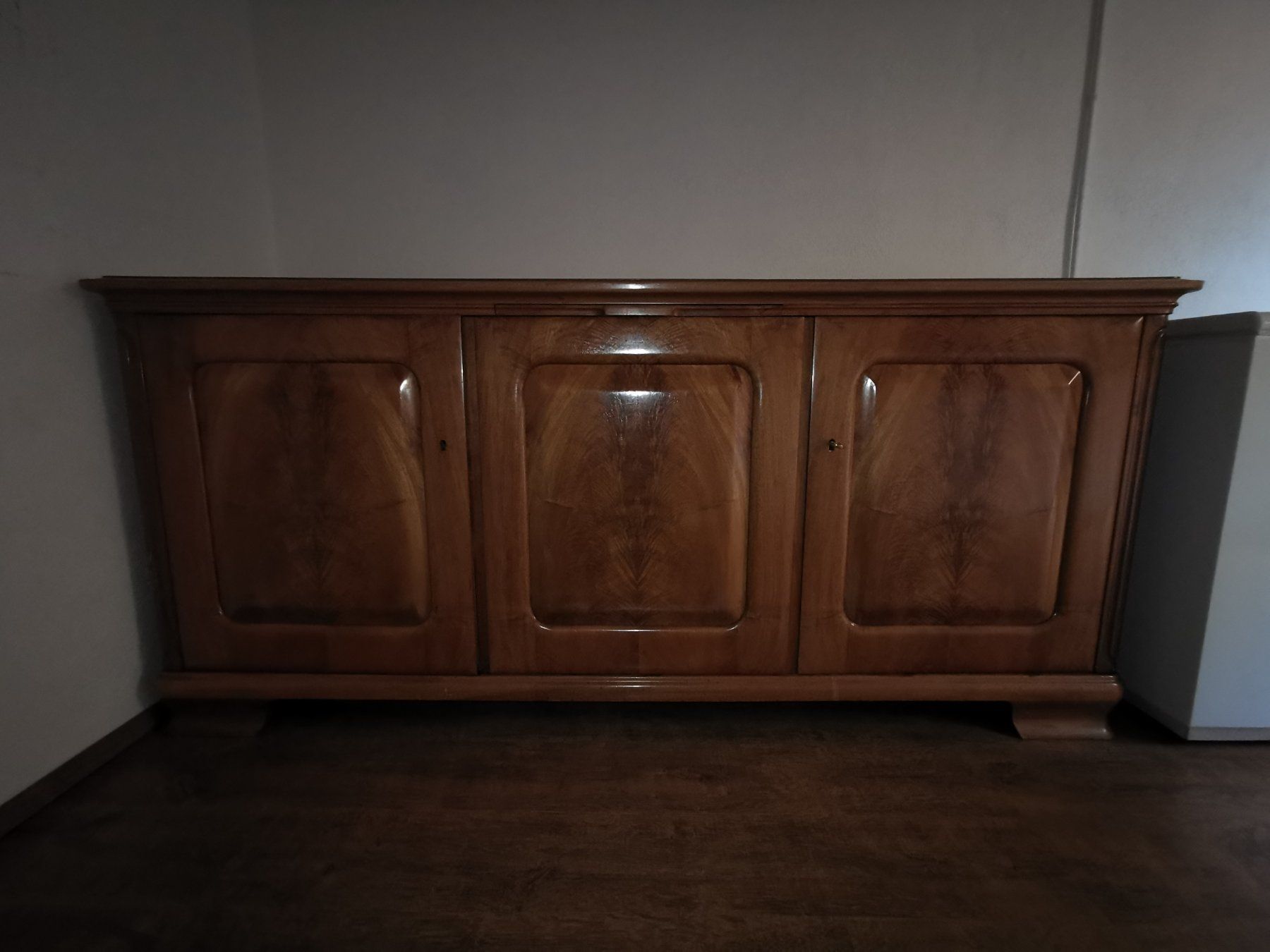 Armadi: Sideboard, Holz Regal, Alter Schrank – Usato da Schaffhausen venduto da _ALEJNA_ 1