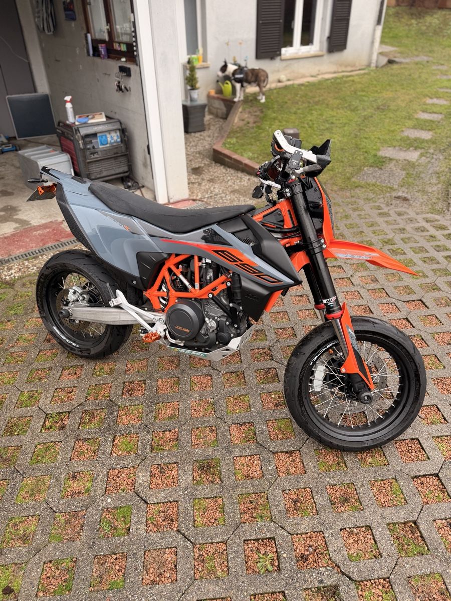 KTM Strada: KTM 690 SMC-R, anno 2020. – Usato da Bioggio venduto da ste_9qtg 1