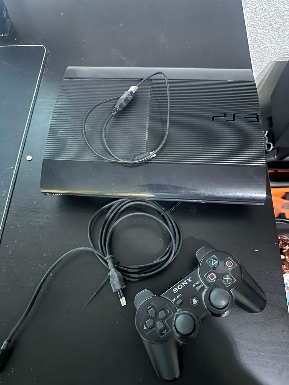 Sony Console: Playstation 3 Super Slim – Usato da Niederuzwil venduto da gullipulli 1
