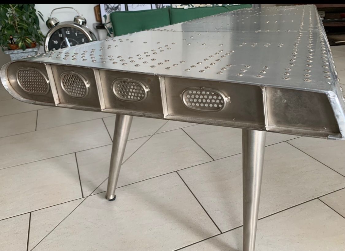 Tables: Super cooler Designer Fliegertisch – D'occasion à Goldau par bru_5cjp