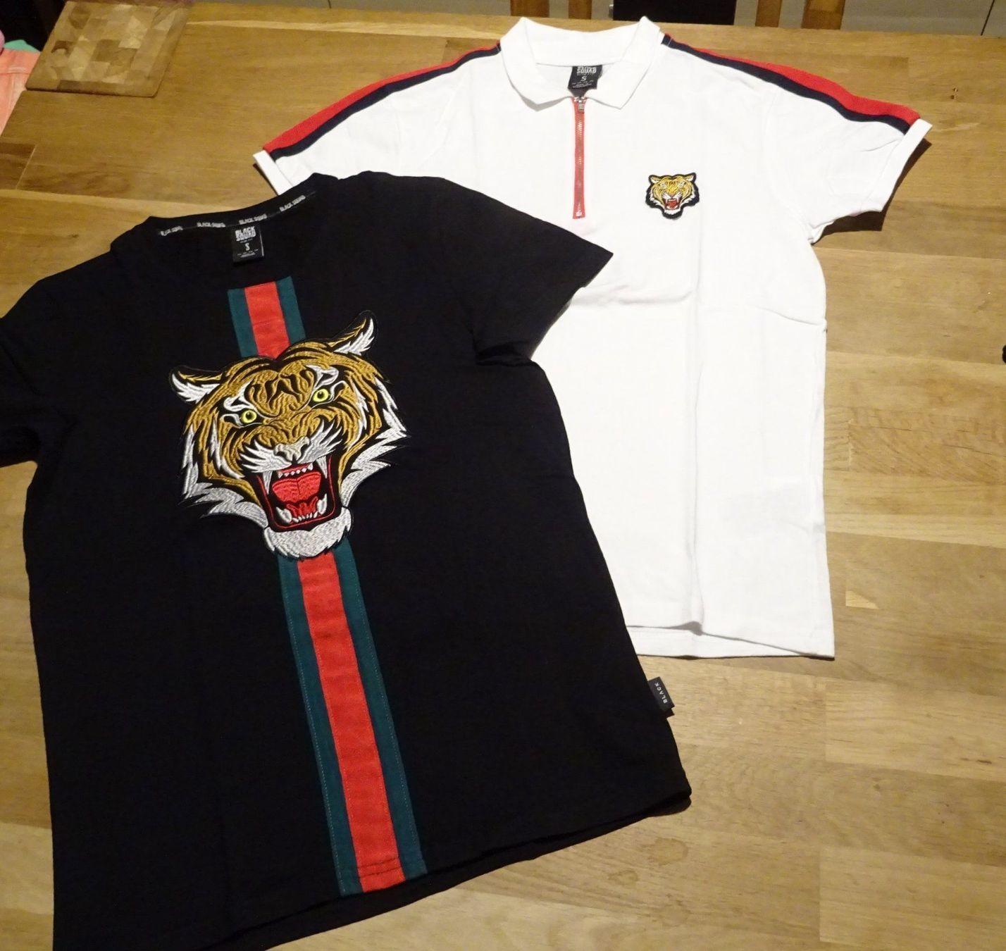 Camicie, T-shirt & Polo: 2 T-Shirts Gr. S, Black SQUAD – Nuovo (secondo la descrizione) da Urtenen-Schönbühl venduto da Chaeppeler