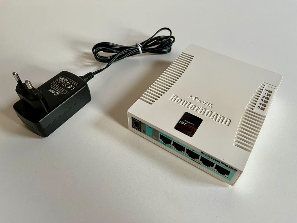 Netduma R1 Gaming Router mit DumaOS (Gebraucht) in Thun für CHF 59 ...