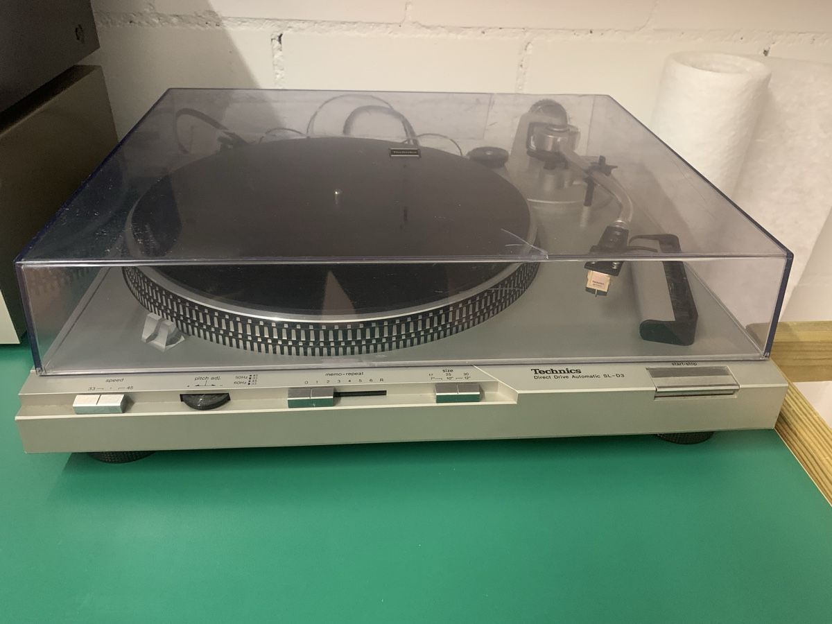 Technics Giradischi: Technics Plattenspieler SL-D3 – Usato da Böckten venduto da Jolu