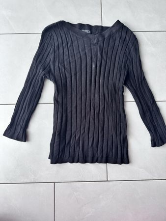 Schwarzes Top mit Dreiviertelärmel🖤
