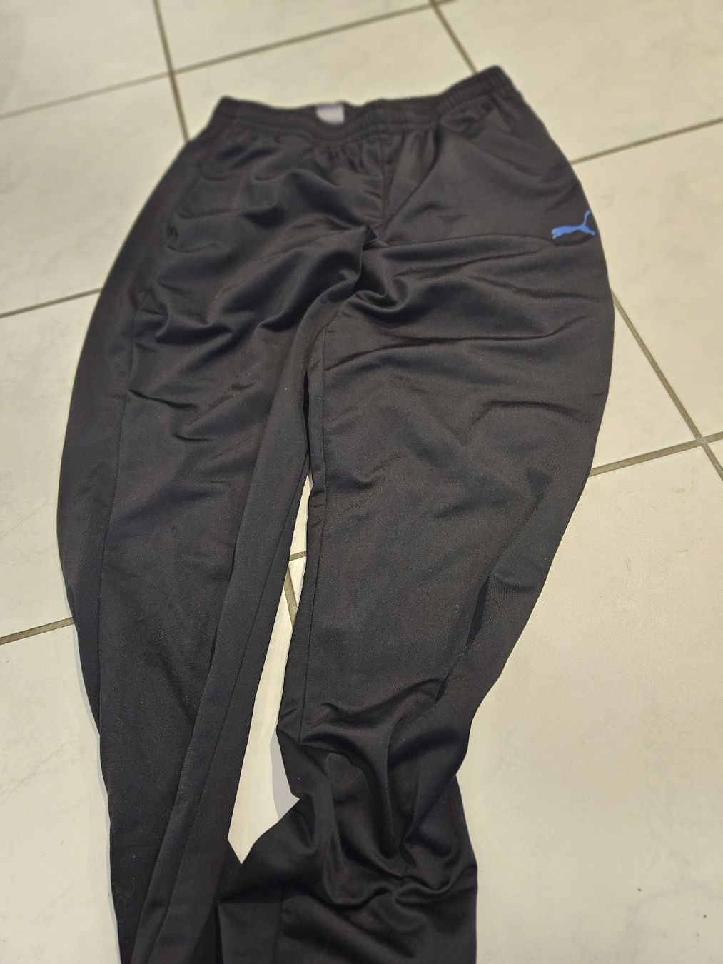 Lots de vêtements: Sportset  – D'occasion à Pfaffnau par sim_6rqw 1