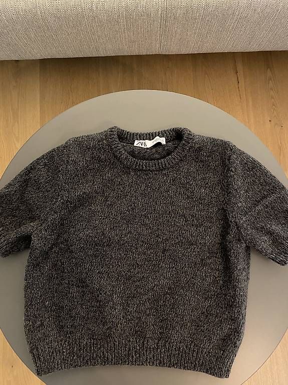 Lotti di vestiti: Kleidung – Usato da Kloten venduto da Beatriz650 1