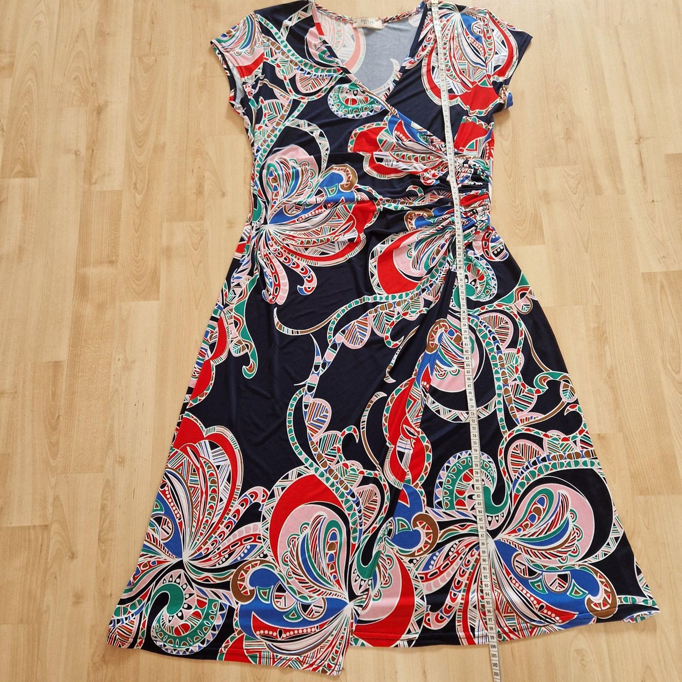 Kleider: Schönes Kleid – Gebraucht aus Obergösgen von js9_h6hp