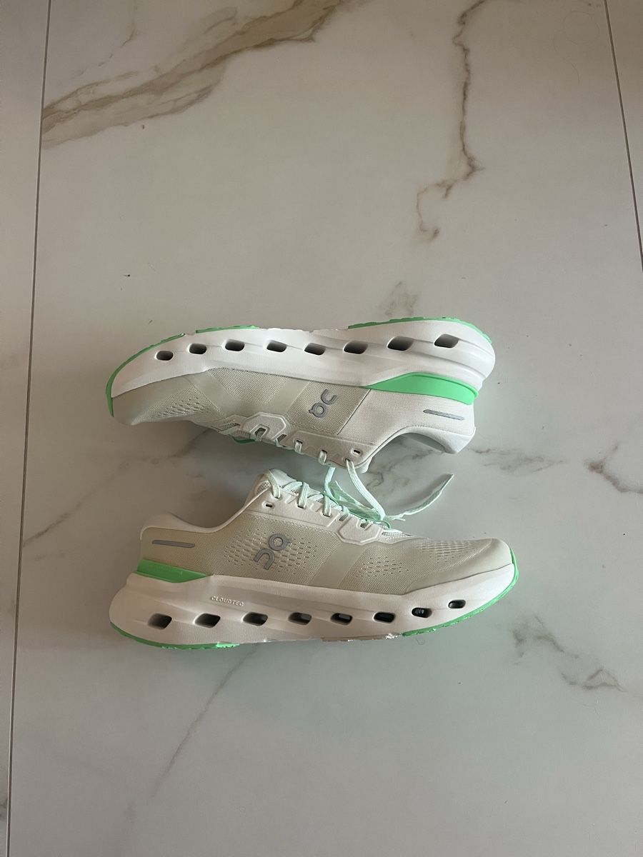On Scarpe da uomo: On Cloudrunner 3 Men, gr. 47 (NEU) mit Box – Nuovo e nell'imballaggio originale da Nussbaumen AG venduto da jasonluv 1