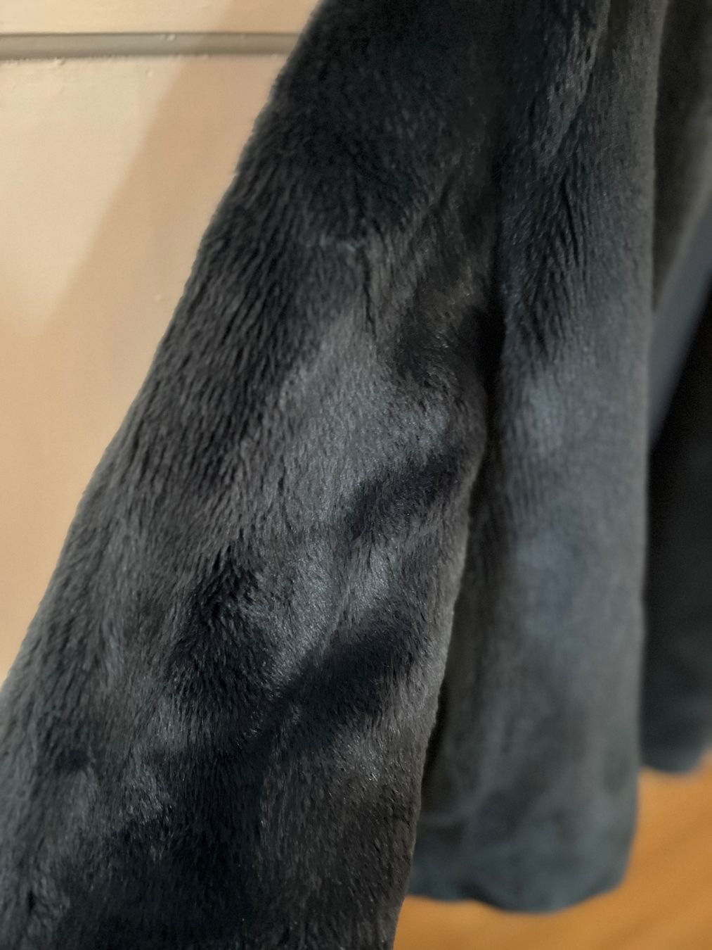 Giacche: Fake-Pelz Jacke – Usato da Ebikon venduto da rai_wyg9 2