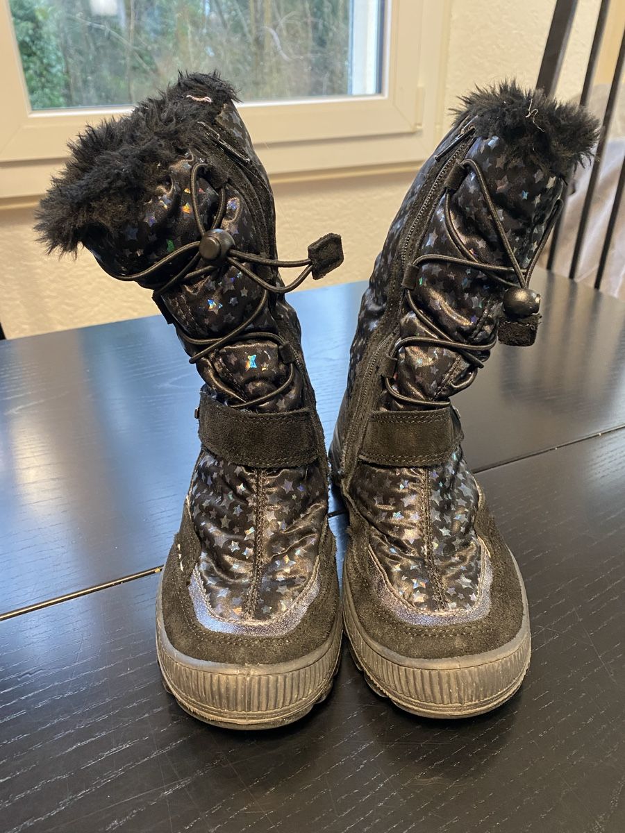 Scarpe per ragazze: winter boots , size 33 – Usato da Biel/Bienne venduto da yuliyabiel