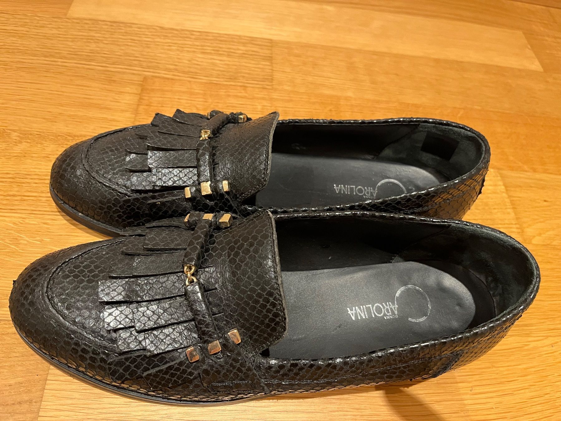 Scarpe da donna: Donna Carolina Leder Mokassin schwarz Gr39 – Usato da Wollerau venduto da bri_s9qv 3