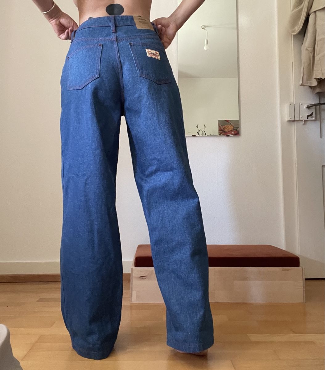 Jeans: American Vintage Jeans – Nuovo (secondo la descrizione) da Zürich venduto da sssteyze