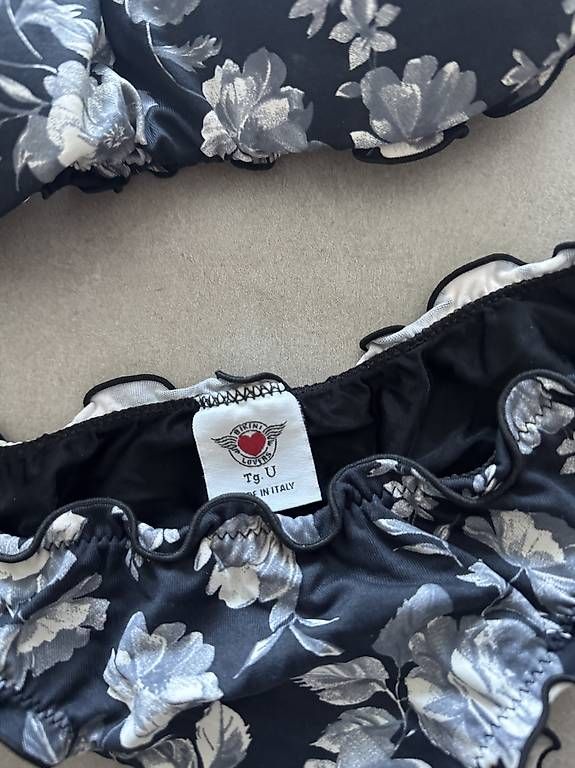 Badekleider & Bikinis: Bikini lovers – Gebraucht aus Breganzona von Swonder 1