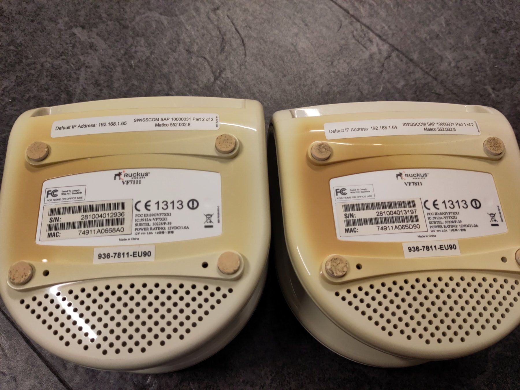 Modem & Router: Ruckus VF7811 Access Points 2 Stk. mit Netzteilen – Usato da Horgen venduto da rdegroot 1