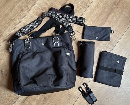 Wunderschöne Wickeltasche von Lässig, Schwarz, Top Zustand!