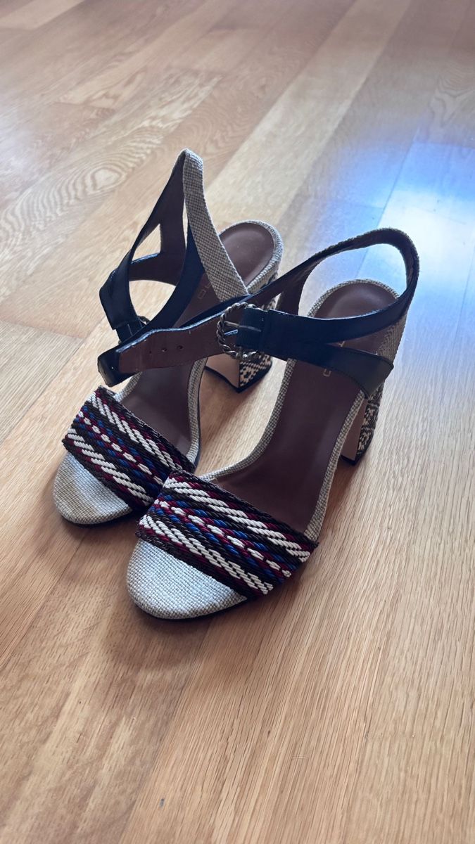 Etro Scarpe da donna: Etro Heels wie neu Gr. 36 – Usato da Horgen venduto da kruemel777 3