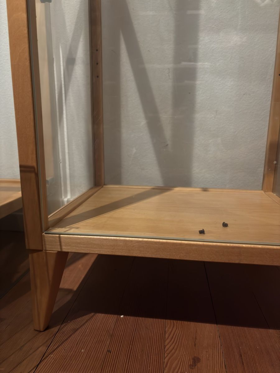 Vitrines: Vitrineschrank Holz Glas gebraucht – Neuf (Voir description) à Zürich par lun_cdx7 6