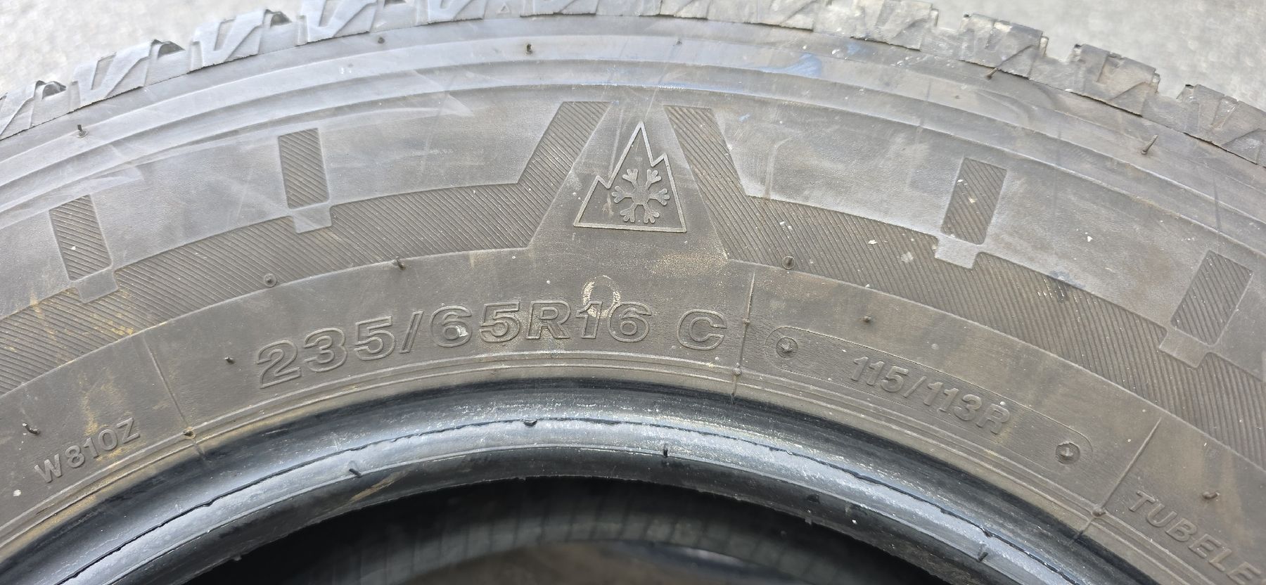 Bridgestone Pneus & Kompletträder: Winterpneu 235/65/R16C M+S – Gebraucht aus herzogenbuchsee von jamma01 2