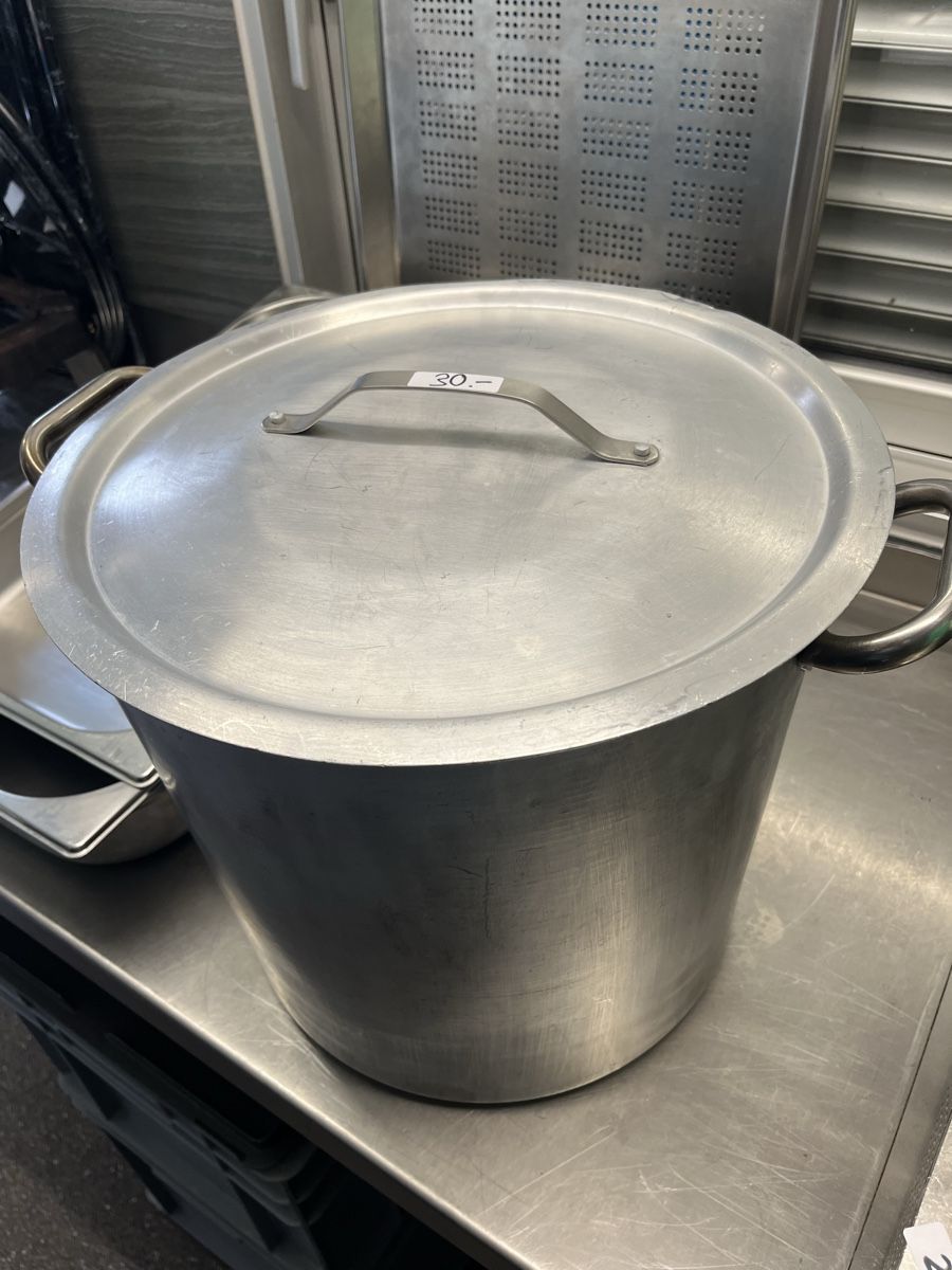 Pentole: Aluminium Kochtopf Pfanne – Usato da Sursee venduto da Carisma3