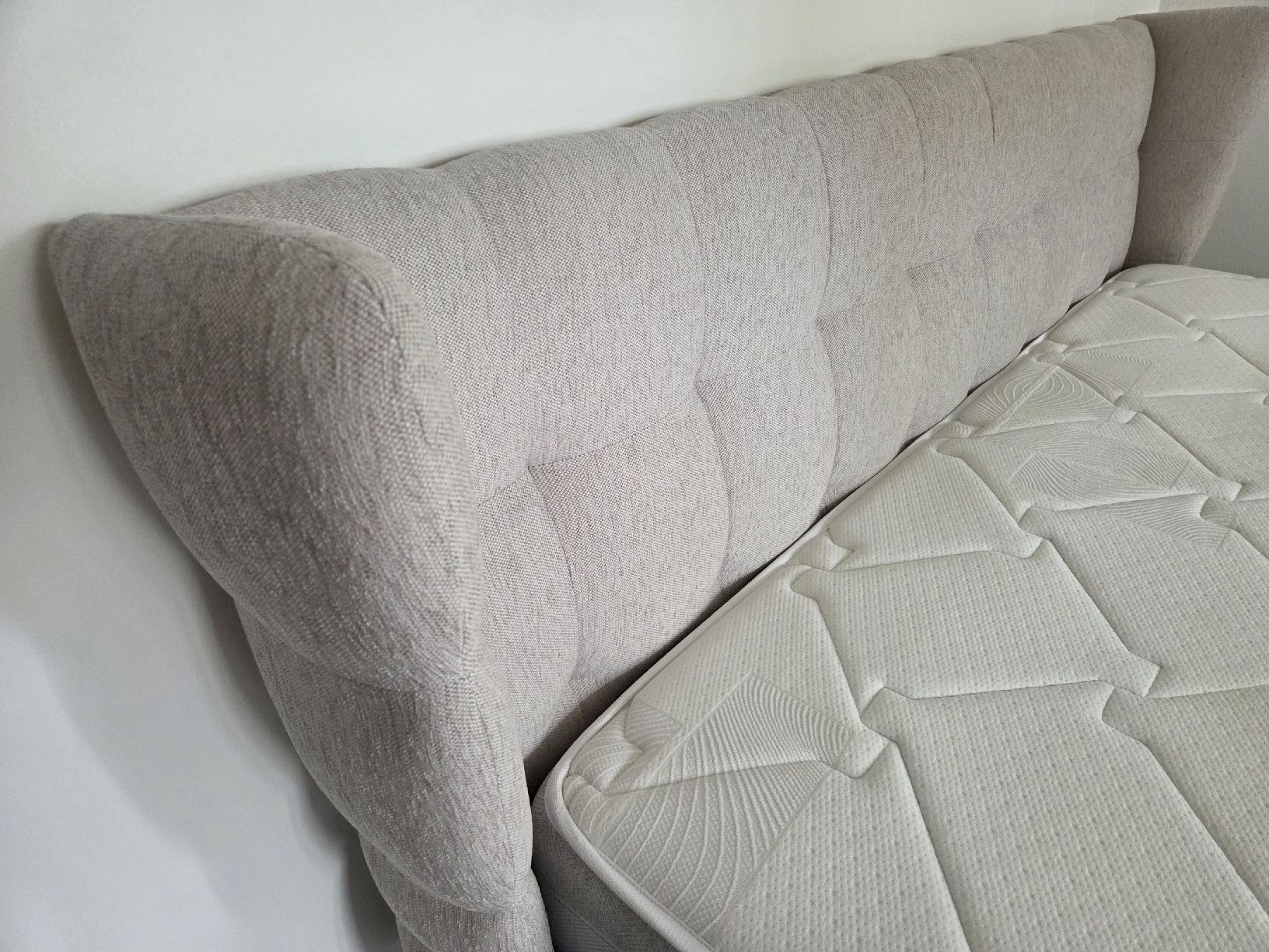 Letti: Interio Bett "Valentino", 180x200 cm, grau – Usato da Steinach venduto da Romeer 2