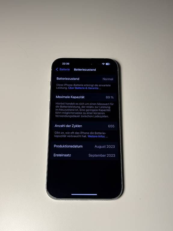 Telefoni cellulari / Smartphones: iPhone 15 Plus 128GB Blau – Usato da Belp venduto da apfelarzt 2