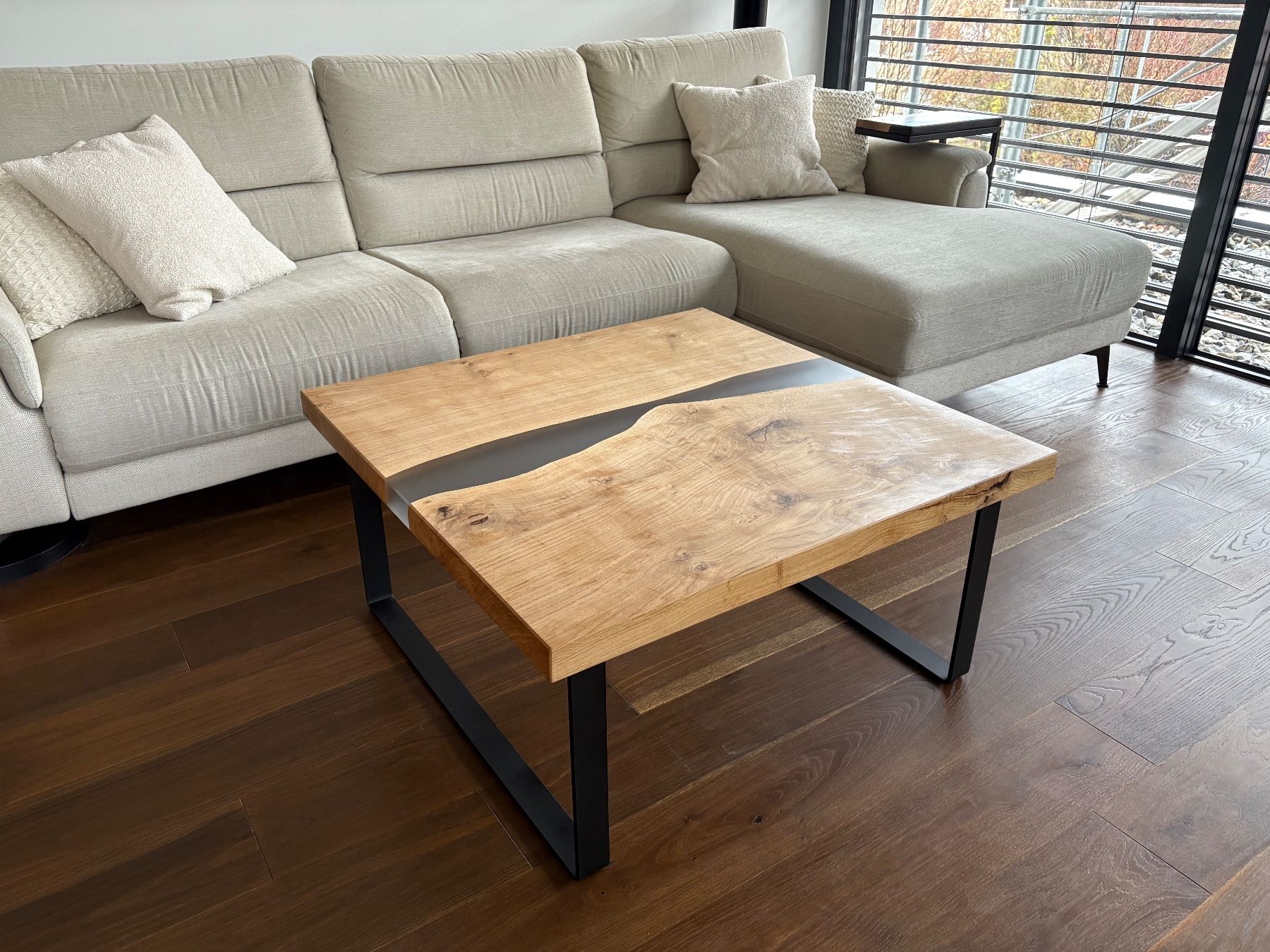 Tavoli: Couchtisch / Epoxidharz Tisch / Rivertable / Salontisch – Nuovo (secondo la descrizione) da Grellingen venduto da fablo_design 1
