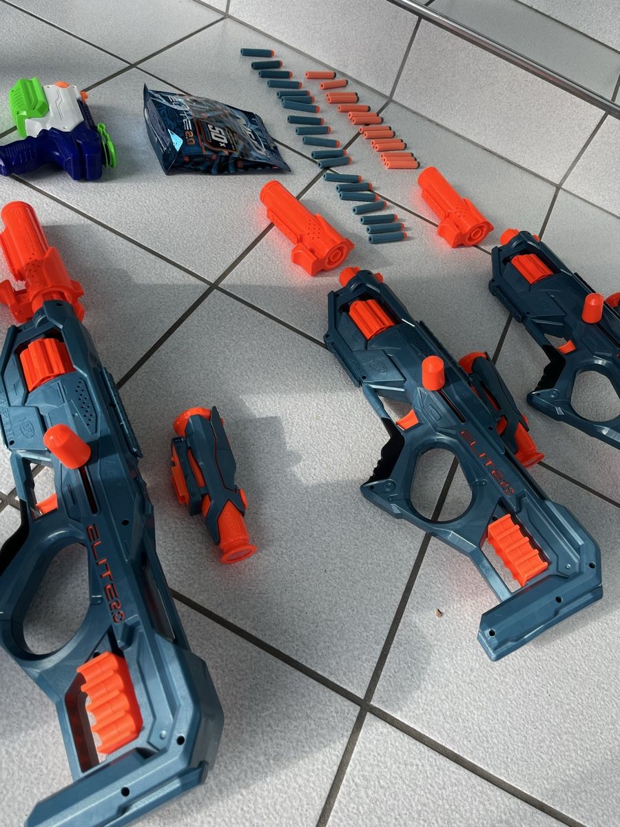 Nerf Giocattoli: 3x Nerf Elite 2.0 Eagle Point & 1x Nerf Super Soaker Micro – Usato da Ostermundigen venduto da jus_b7d8 1