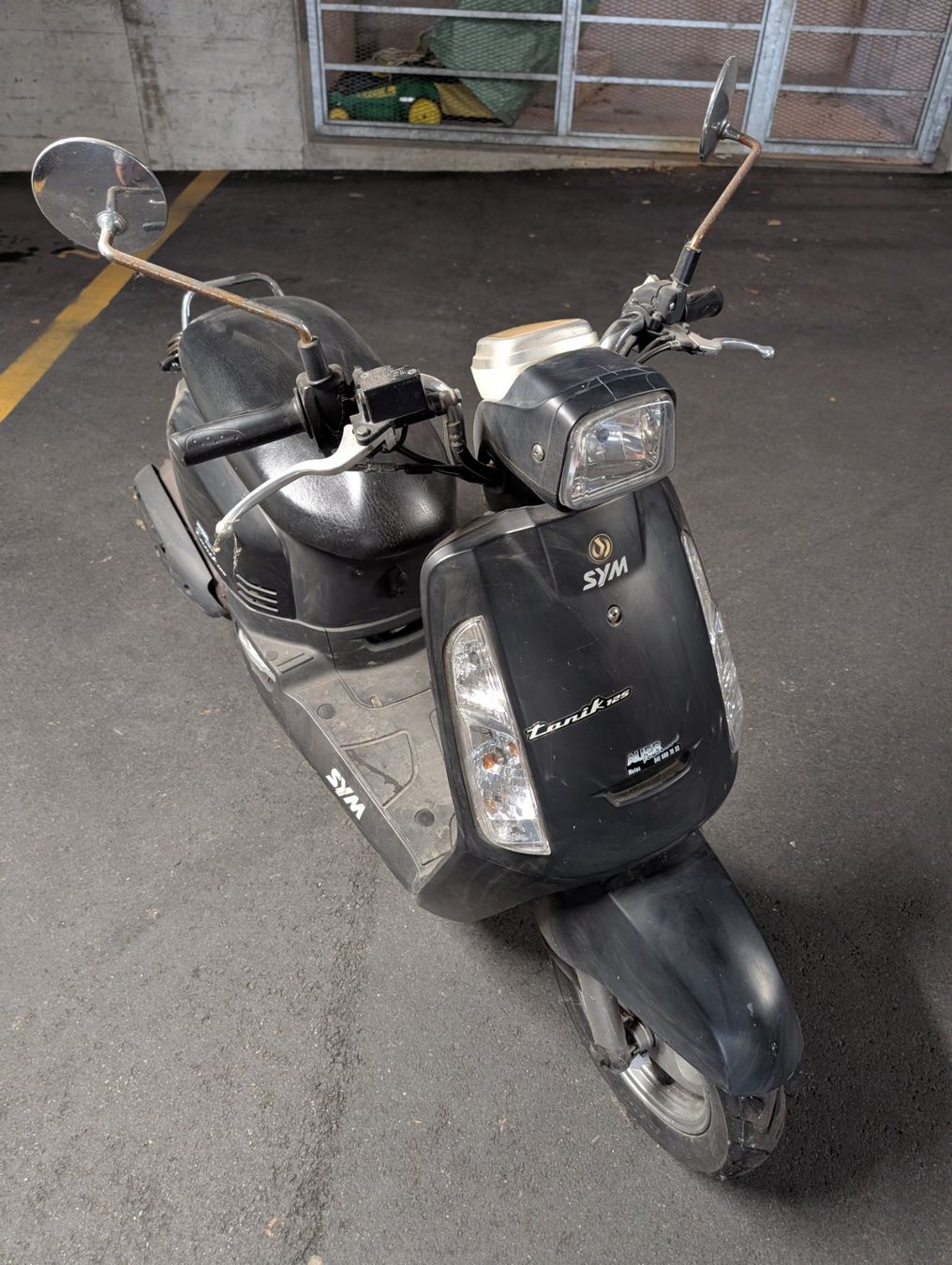 Sym Scooters: Roller SYM Tonik 125 – Gebraucht aus Kägiswil von Sevi026
