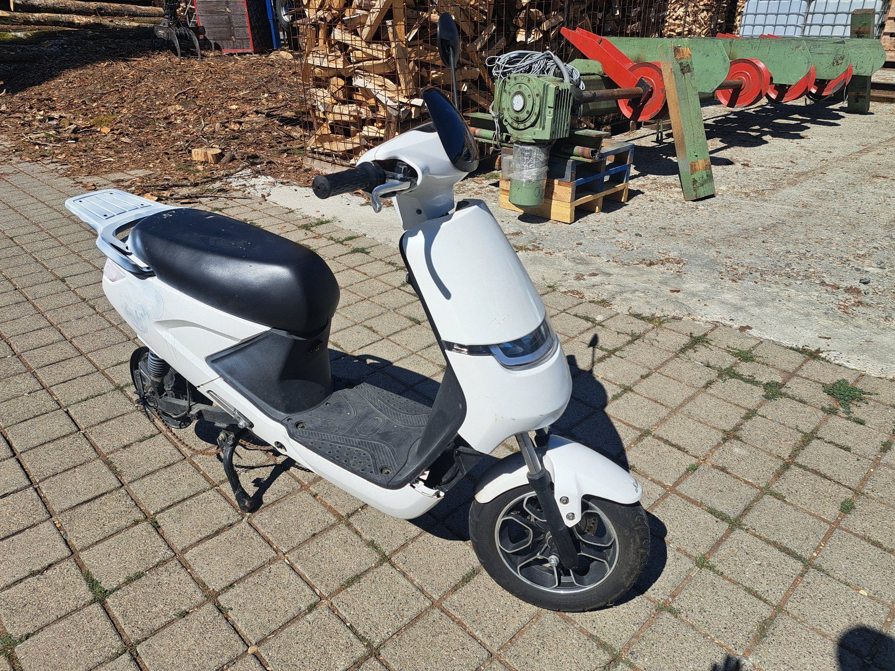 Scooter: E-Roller 25km/h Riya Bastler defekt – Difettoso da Hallau venduto da ZIEGLER-Motorhandel 1