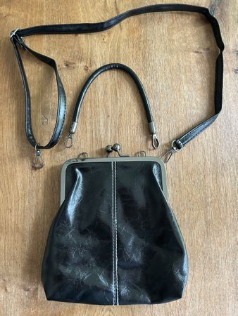 Damen Tasche schwarz mit Henkel und Schultergurt guter Zusta