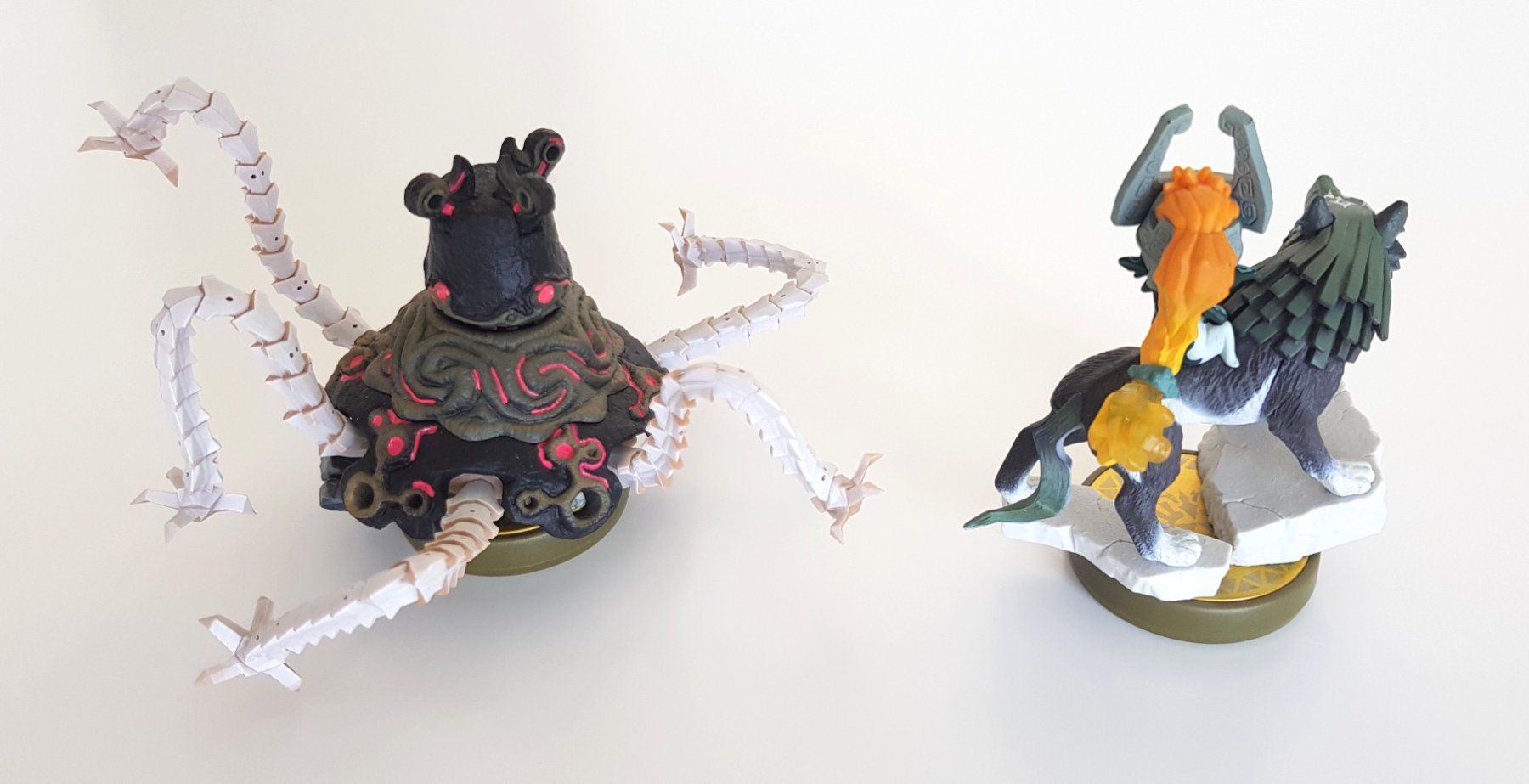 Nintendo Figuren: Amiibo Figuren - Guardian und Wolf-Link – Gebraucht aus Oberglatt ZH von jawormmx 1