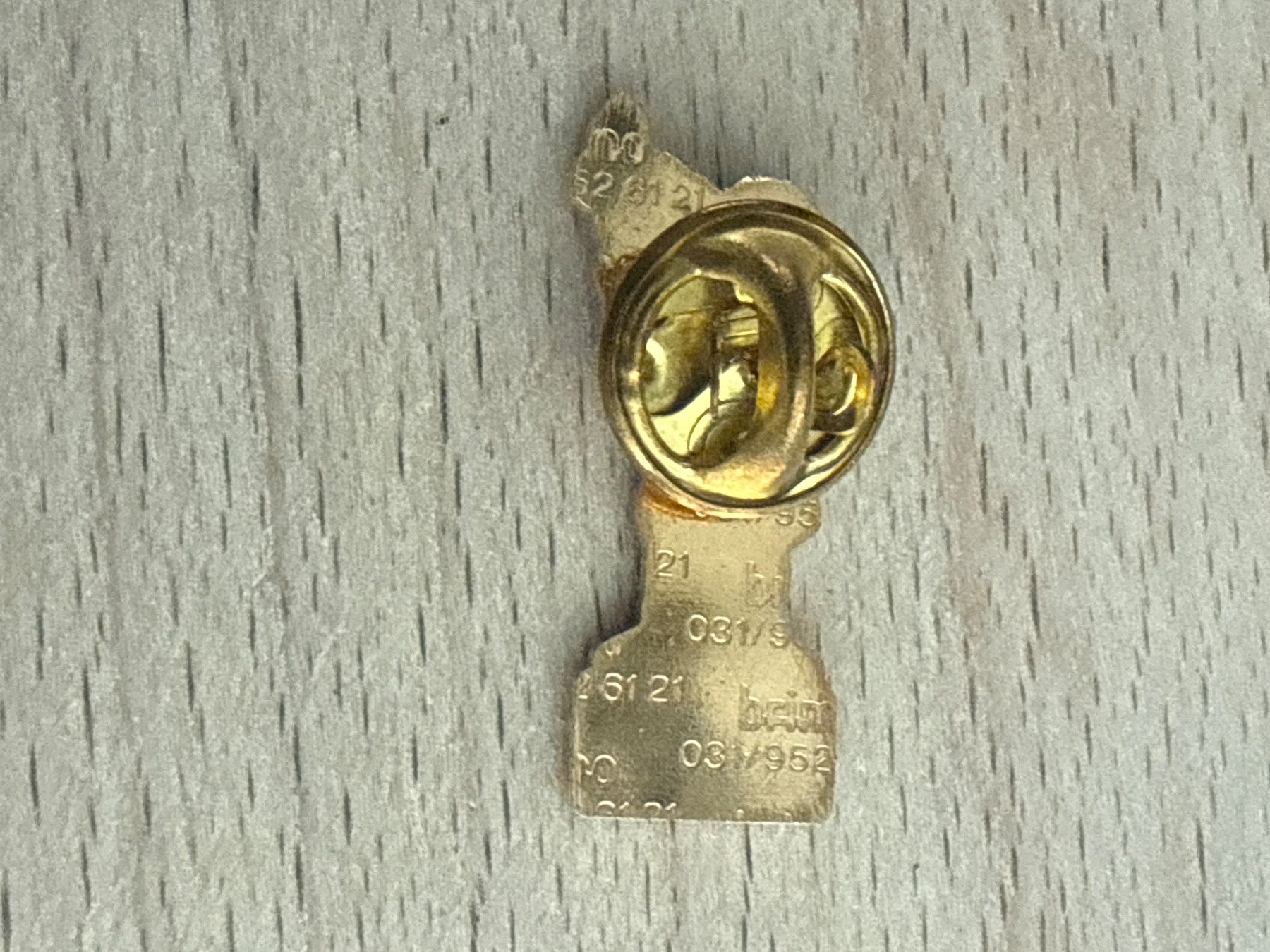 Plaketten & Abzeichen: Pin Utzigen – Gebraucht aus Glattbrugg von Schweigmatt 1
