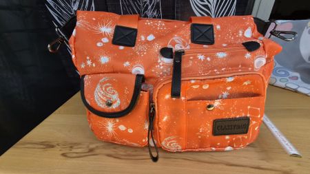 Umhängetasche Classybag orange mit Sternenmuster neu