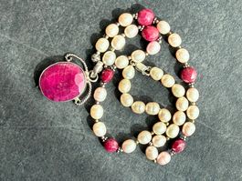 Perlen und Rubis kette