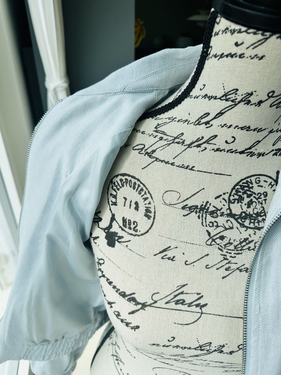Giacche: Pale Blue Women's Spring Jacket, Size Medium – Nuovo (secondo la descrizione) da Laufen venduto da krissym 2