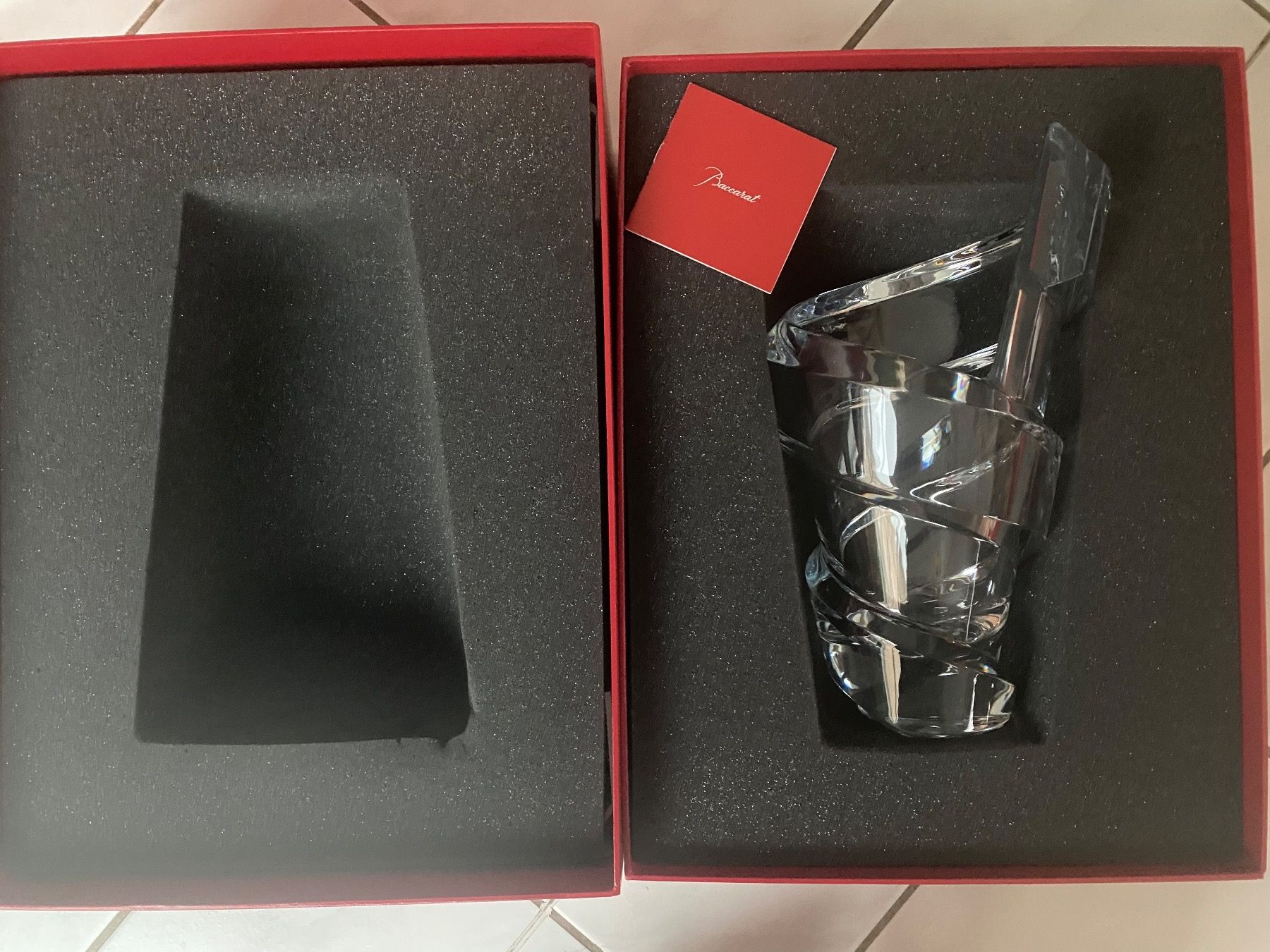 Baccarat Vasi & Recipienti: Baccarat Spirale Vase 270 – Nuovo e nell'imballaggio originale da Pfäffikon SZ venduto da Laladi8001 4