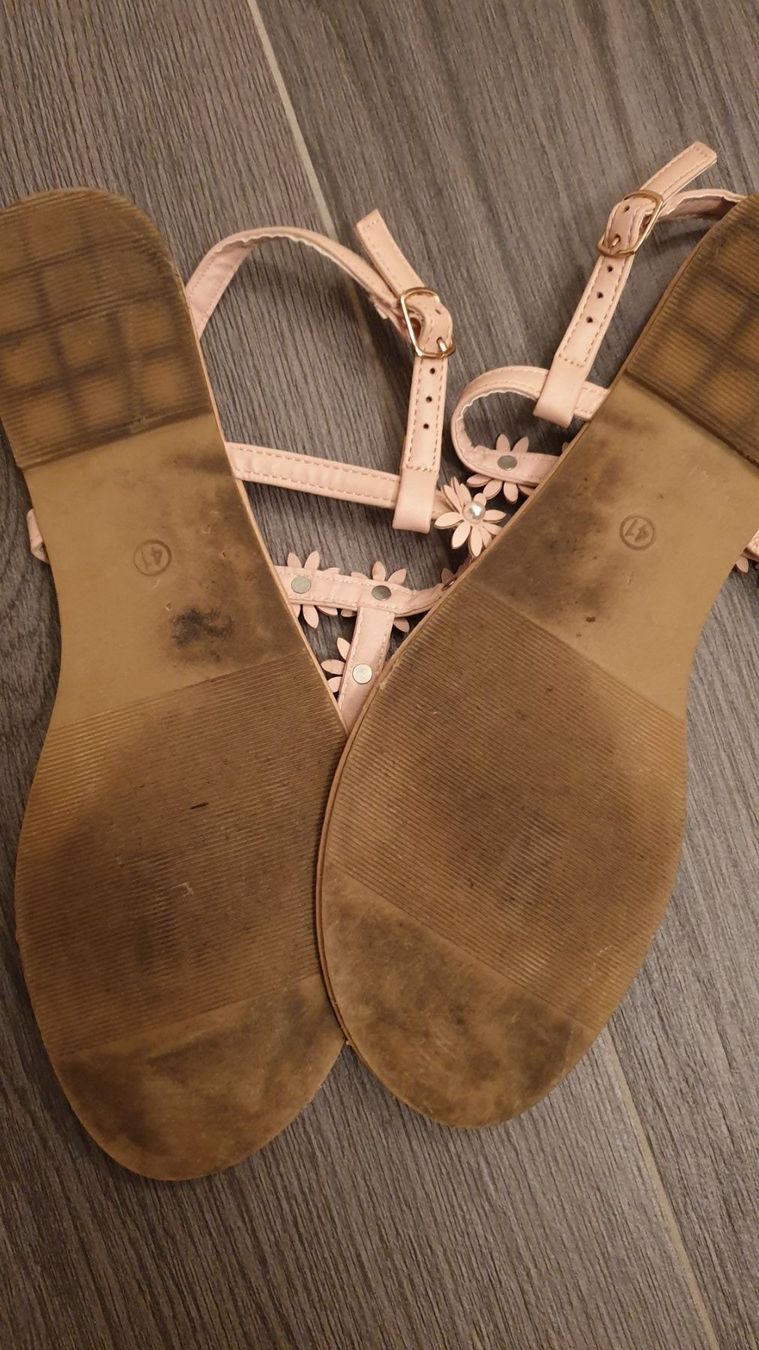 Scarpe da donna: Sommersandalen – Usato da Clarens venduto da fur_bxq2 1