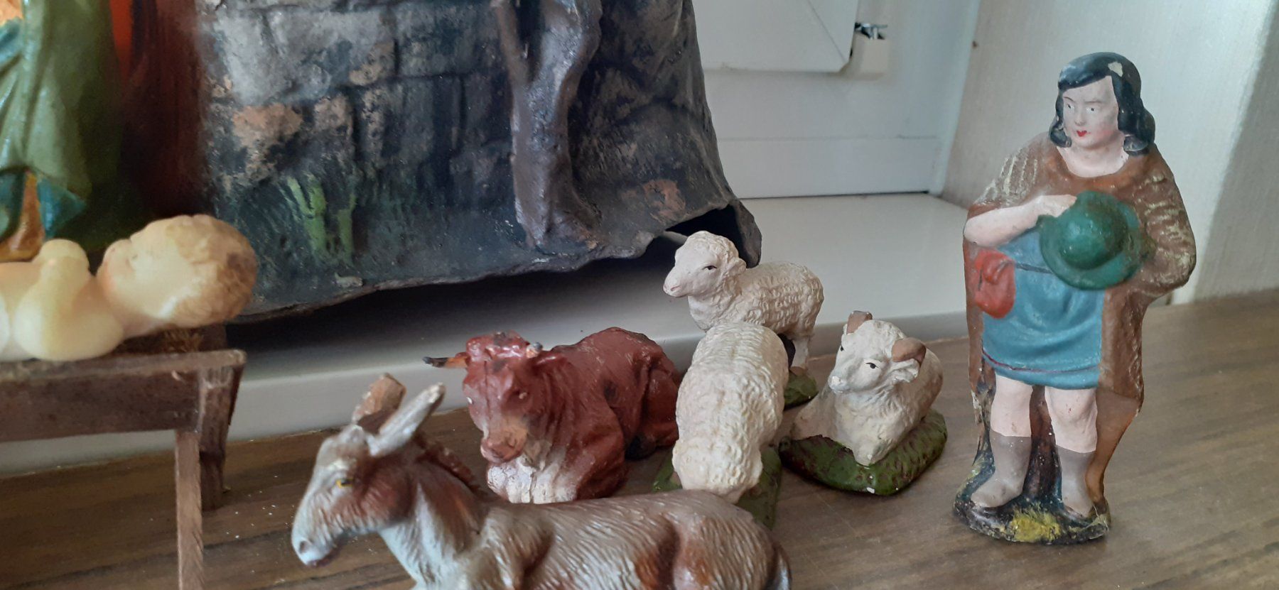 Toutes les décorations: Krippe antik – D'occasion à Mörschwil par wunderkiste44 6
