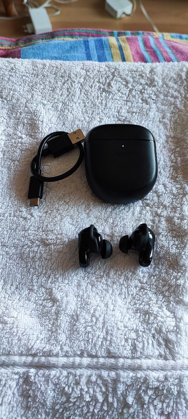 Bose Cuffie: Bose QuietComfort Earbuds Bluetooth Kopfhörer  – Usato da Zollikofen venduto da zar_j67f 2