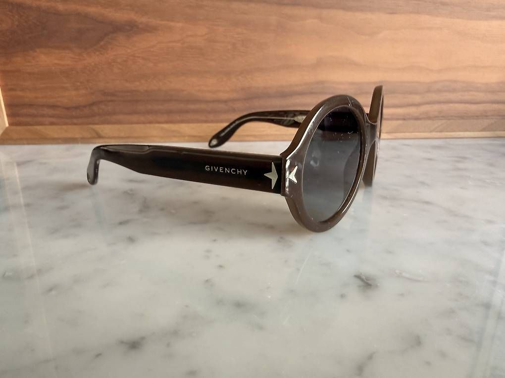 Occhiali & Lenti: Givenchy Sonnenbrille – Usato da Adligenswil venduto da TST04 5
