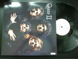 QUEEN - II  (180 g Black Vinyl, VG++ bis NM)