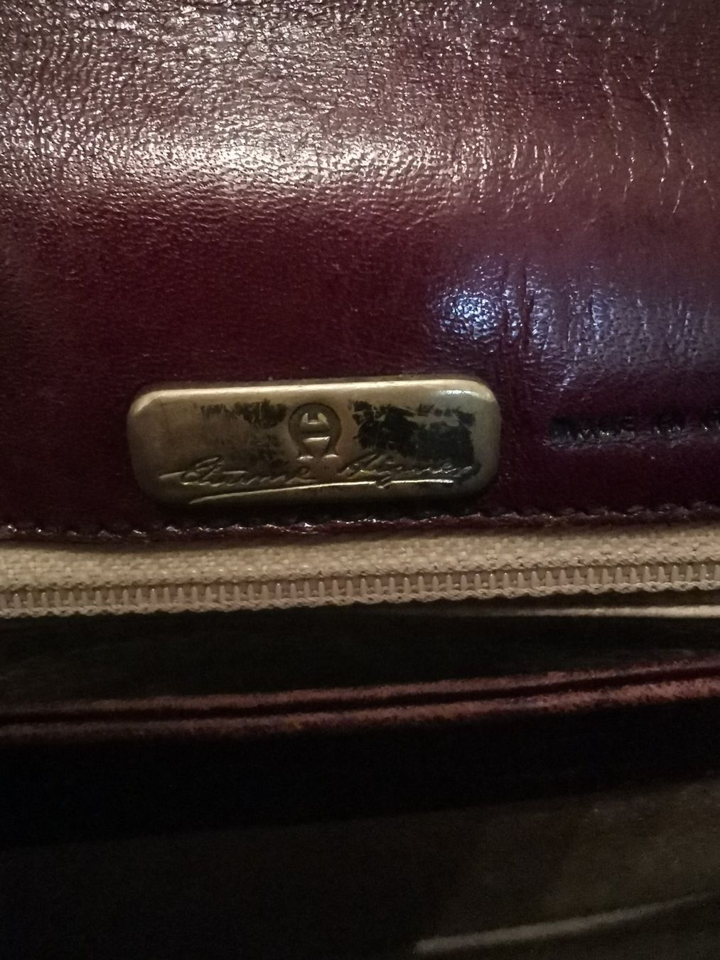 Aigner Taschen für Damen: Handtasche – Gebraucht aus Bern von Linii 3
