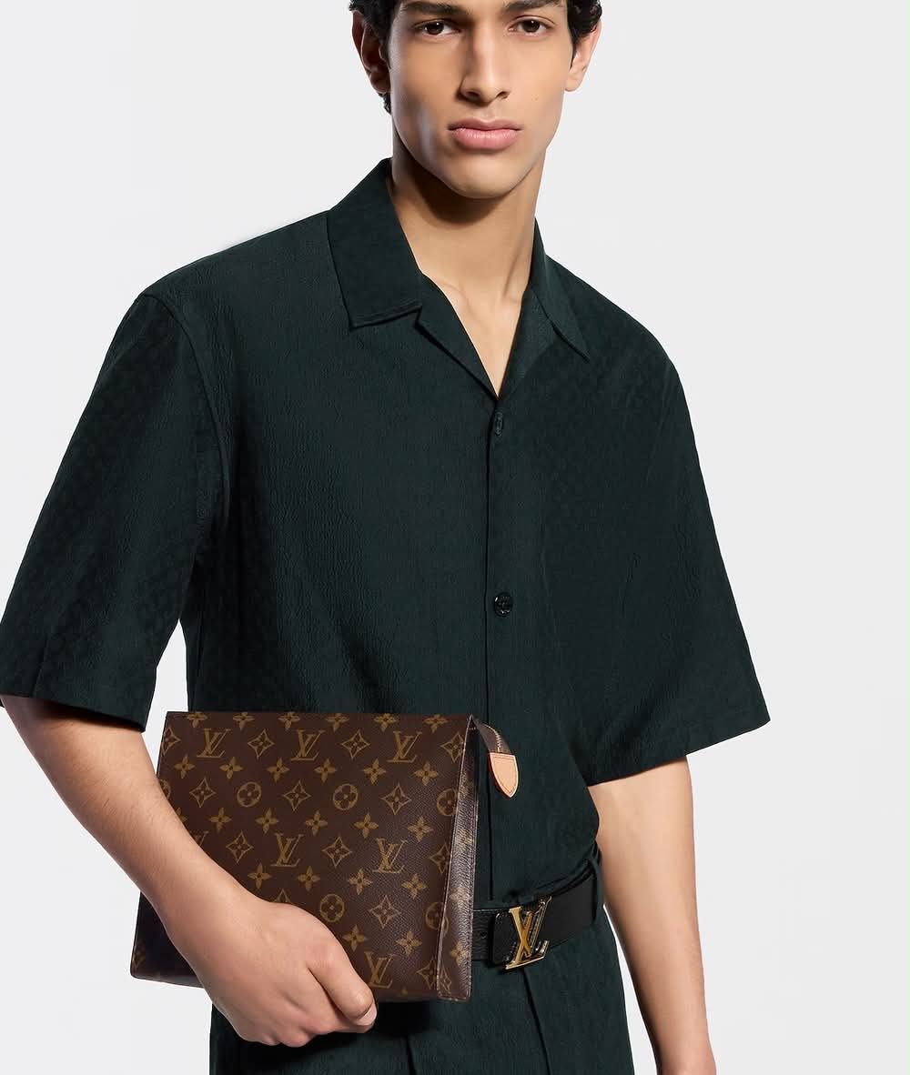 Borse: Louis Vuitton Toiletry pouch 26 cm Y2020 – Usato da Widnau venduto da Pukpan_99 2