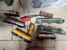 Modelleisenbahn Züge SBB Waggons und Lokomotiven