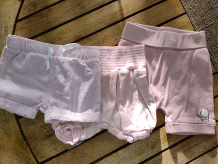 3x Sommer Shorts, Grösse 62/68, Rosa Töne, Top Zustand!