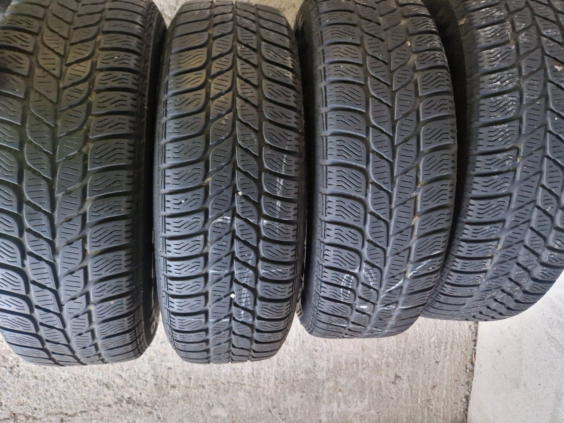 Pirelli Pneumatici & Ruote complete: Winterreifen 175 65R 15 – Usato da Reichenburg venduto da Logan2012 2