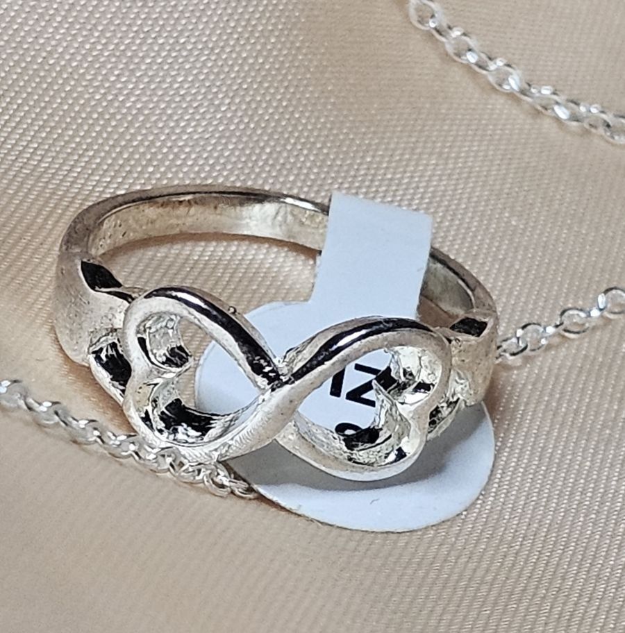 Anelli: Eleganter Ring Herz, 925 versilbert, Gr. 8 – Nuovo (secondo la descrizione) da Grenchen venduto da maretop 1