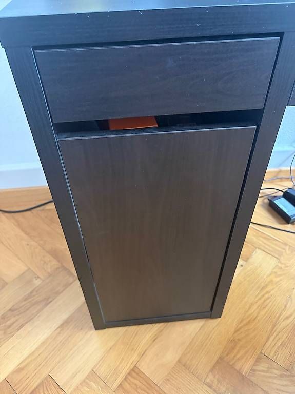 Schreibtische: Bureau ikea – Gebraucht aus Neuchâtel von gwe_w9df 1