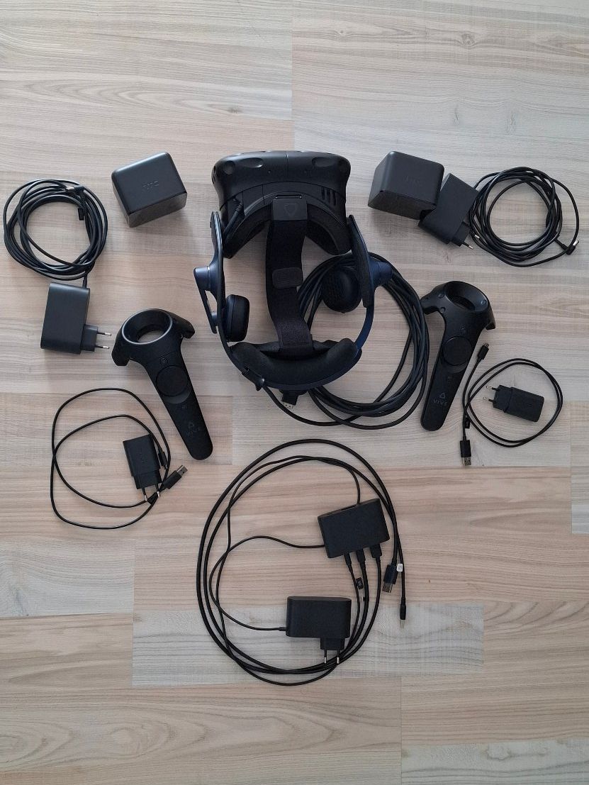 HTC Casque VR: HTC VIVE Pro 2 VR-Set + 2 Controller + 2 Base Stations – D'occasion à Rickenbach SO par erni.david 1