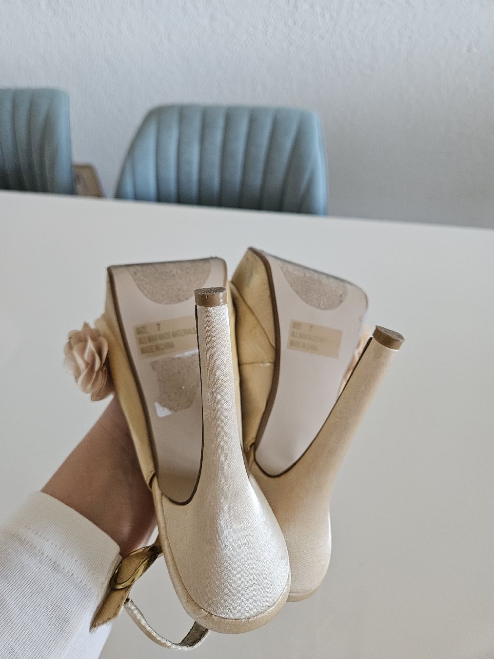 Scarpe da donna: Elegante, romantische Sandalen – Nuovo (secondo la descrizione) da Luzern venduto da J.Co 3